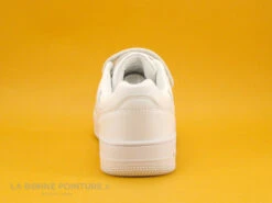 Champion REBOUND Low G PS - S32491 - Sneakers Blanches Enfant 12 Champion REBOUND Low G PS - S32491 - Sneakers Blanches Enfant -Chaussures Soldes Boutique cd24607c73b9e66c561f35ea11d5d5ef img 4204.jpg 176692