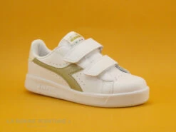 Diadora GAME P PS Girl - White Gold - Basket Fille 2 Scratches - Blanc Or -Chaussures Soldes Boutique cd24607c73b9e66c561f35ea11d5d5ef img 6703.jpg 167616